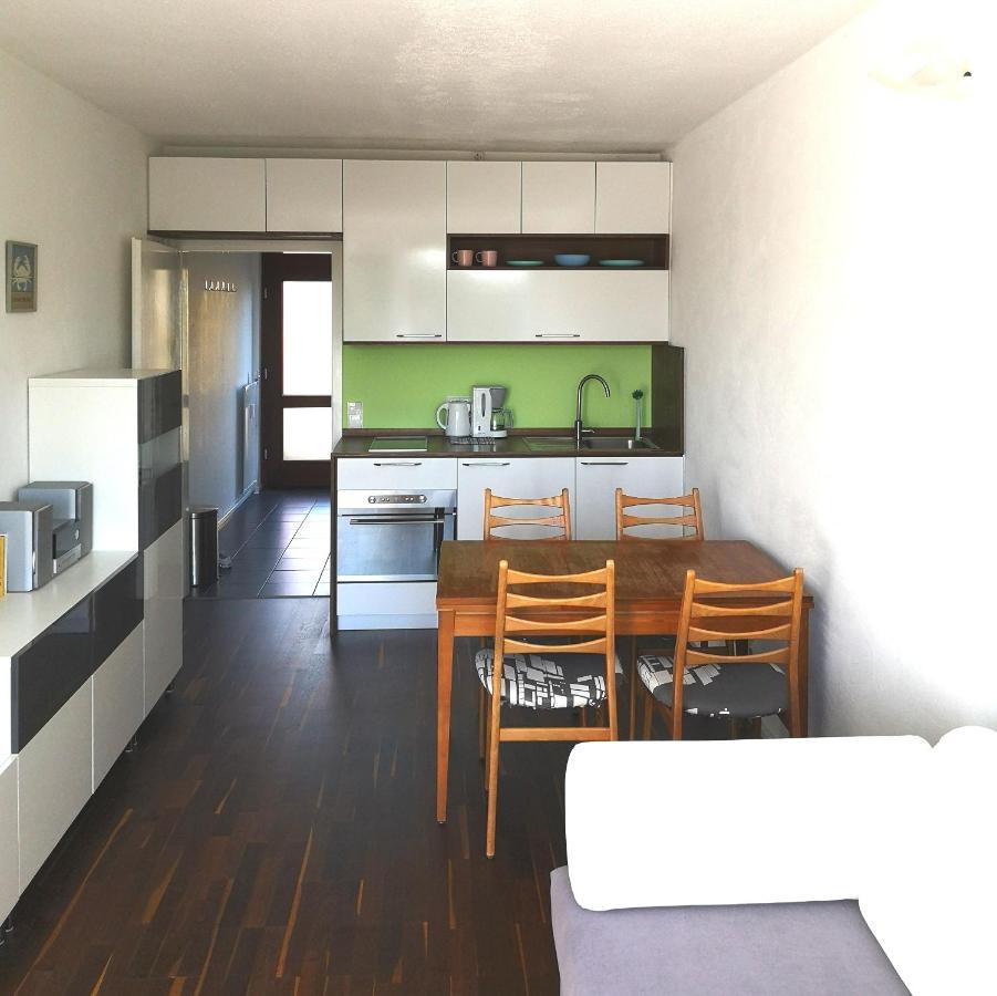 Sunny Seaside Apartment Кіль Екстер'єр фото