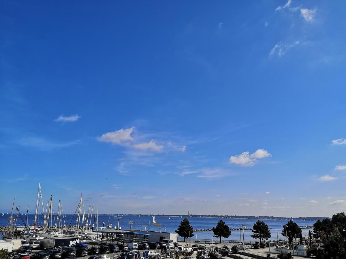 Sunny Seaside Apartment Кіль Екстер'єр фото